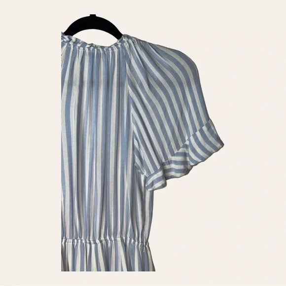 0090W. PAIGE STRIPED SHORT‎ SLEEVE ROMPER SIZE XSMALL - Picture 8 of 10